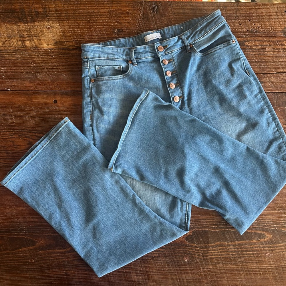 LOFT Kick Crop Light Blue High-Rise Jeans